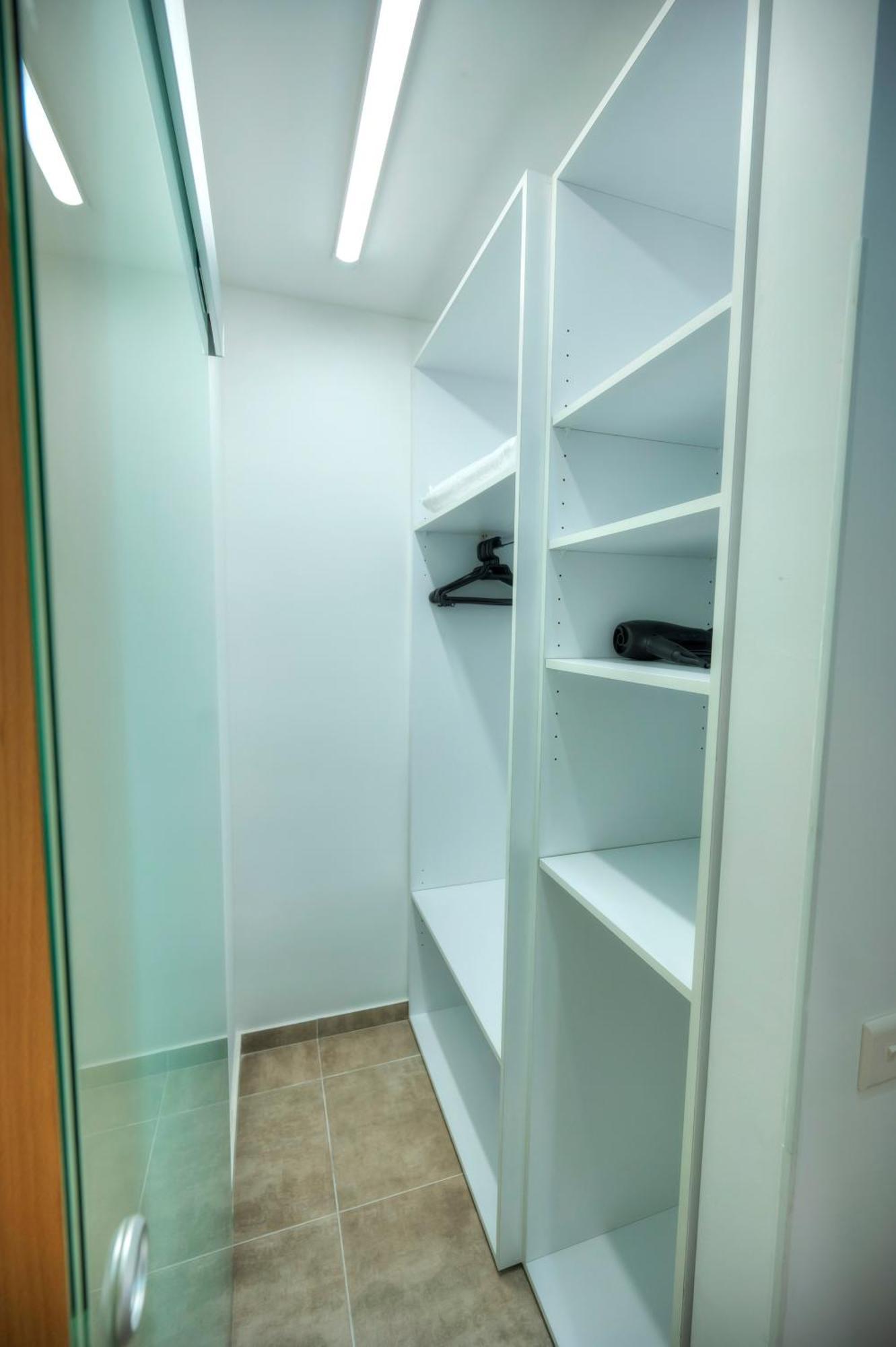 Tasteful 2bedrooms With Maltese Balcony Mcop1-2 Apartment *