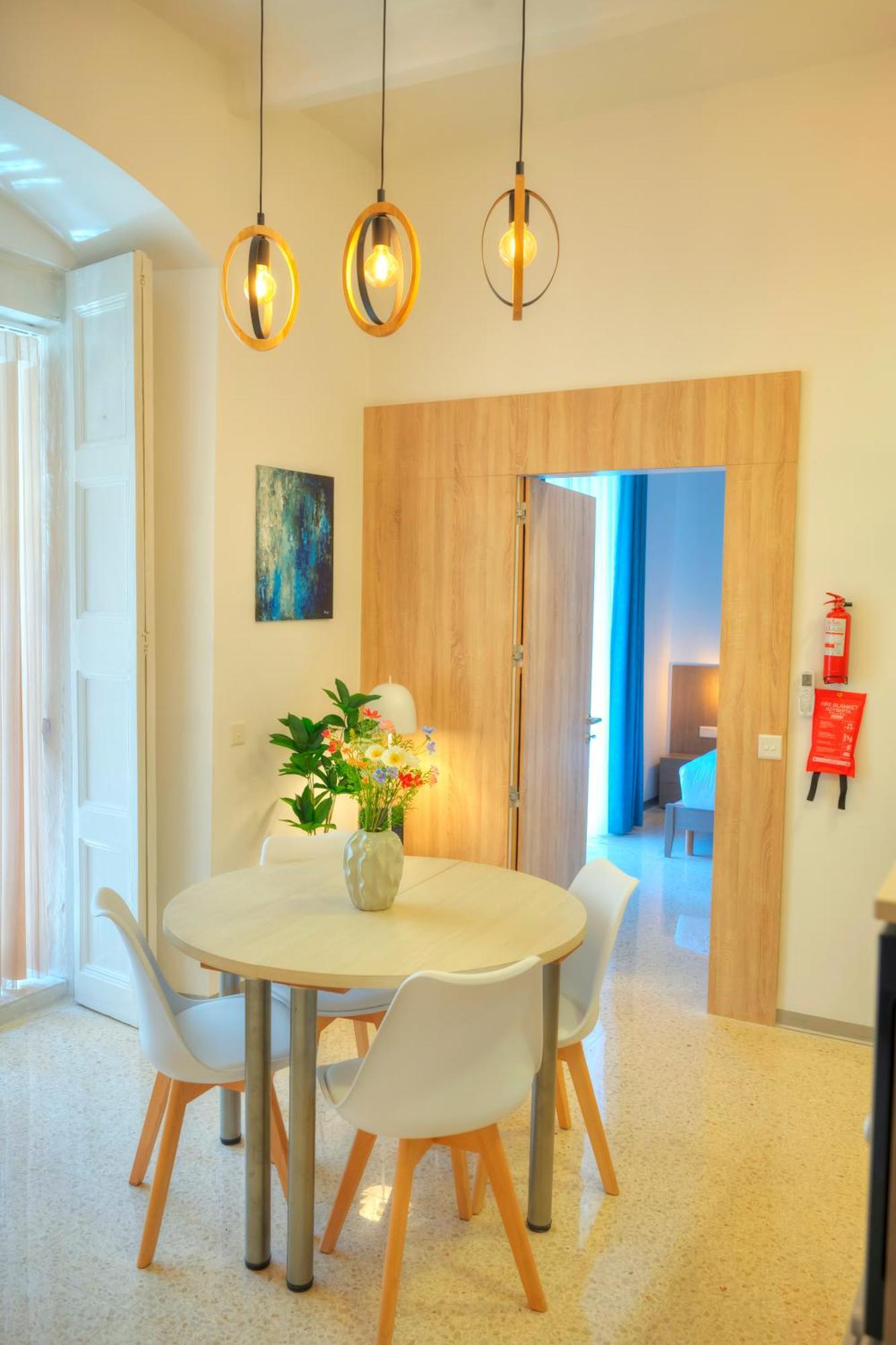 Apartment Tasteful 2bedrooms With Maltese Balcony Mcop1-2