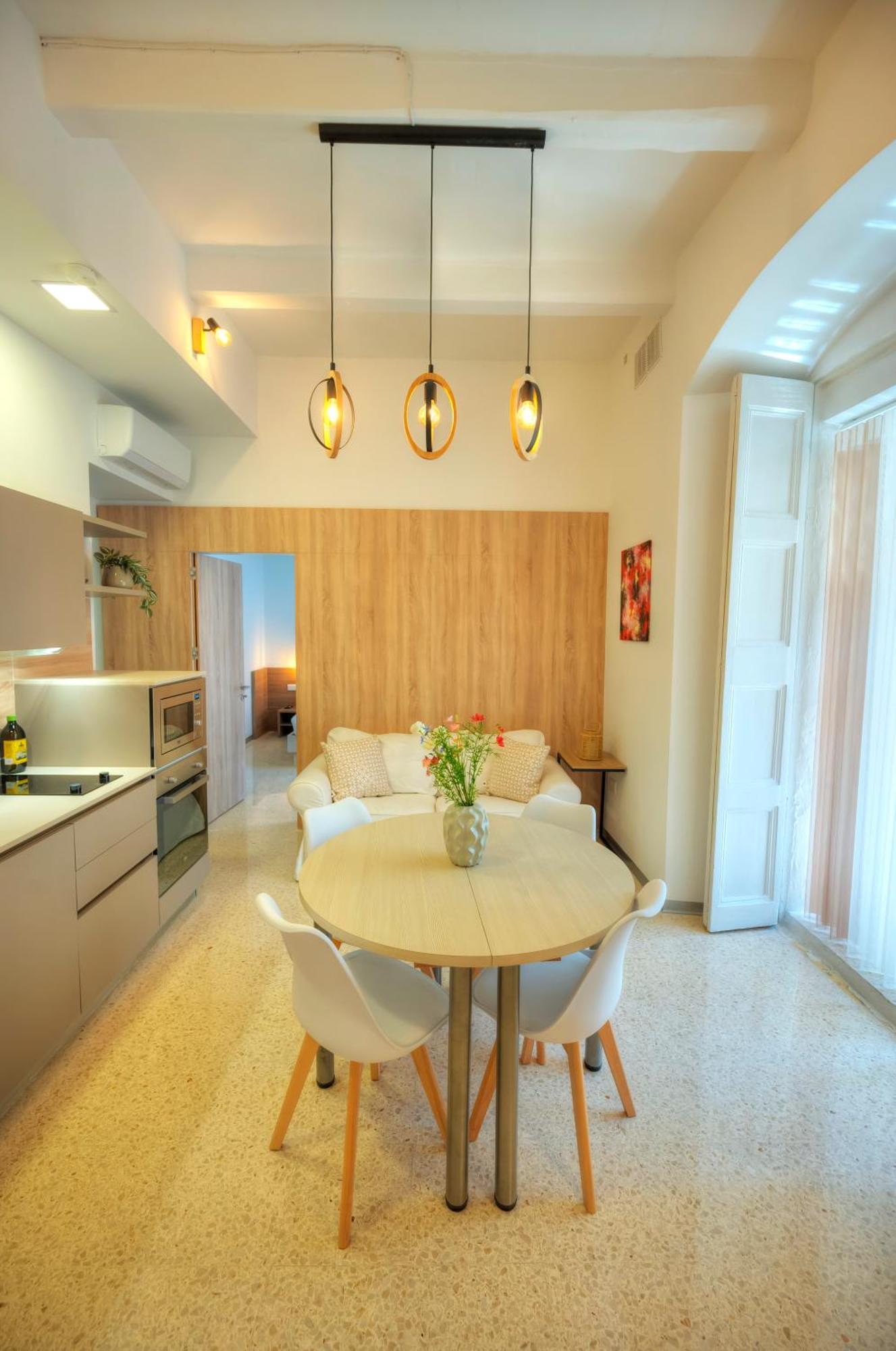 Apartment Tasteful 2bedrooms With Maltese Balcony Mcop1-2