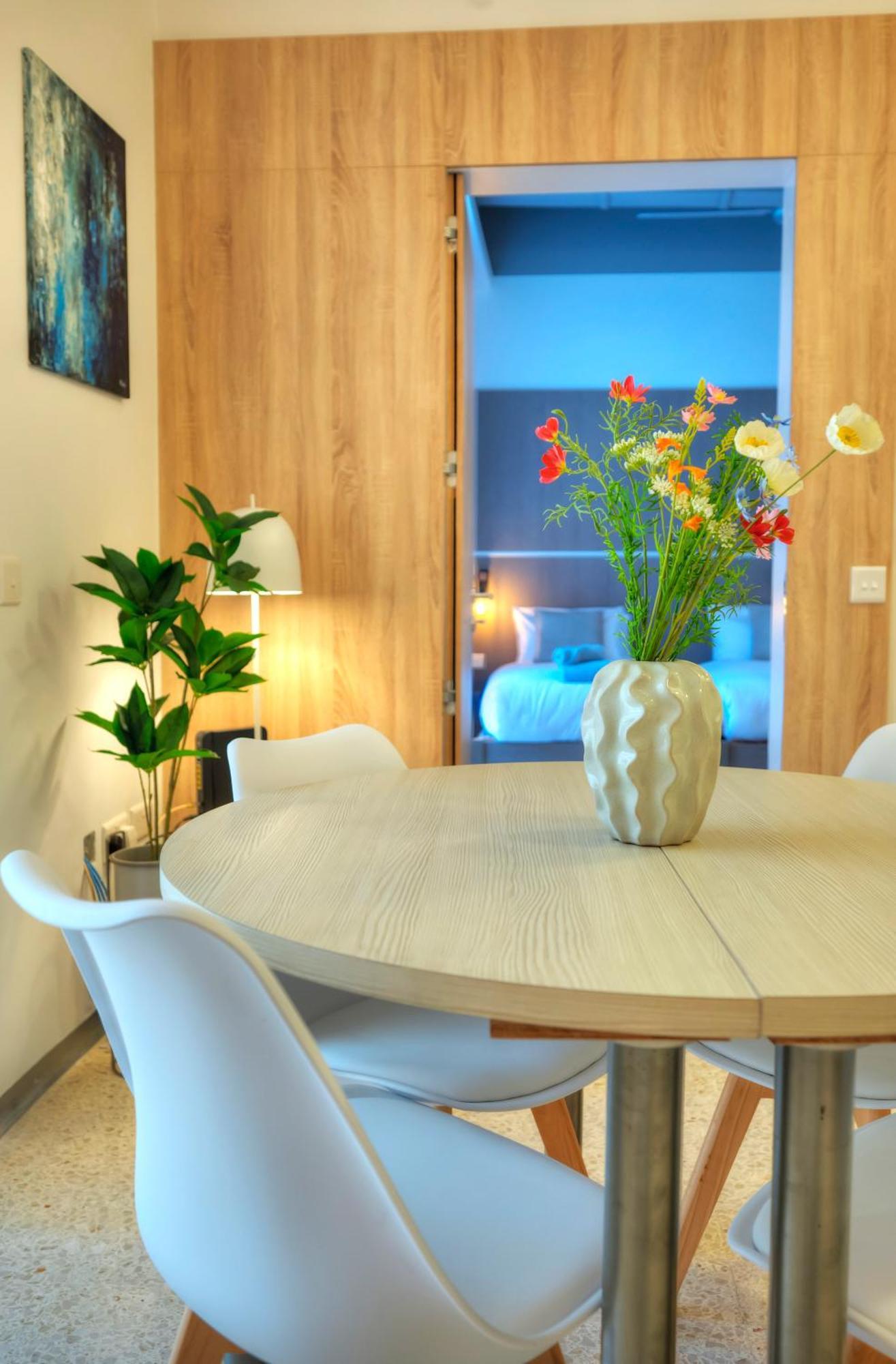 Tasteful 2bedrooms With Maltese Balcony Mcop1-2 Apartment Valletta